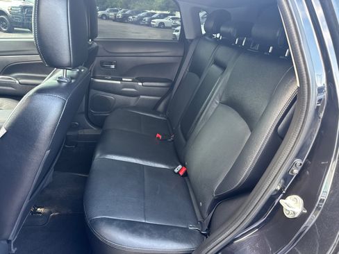 Used 2018 Mitsubishi Outlander Sport SEL AWD/4WD image 6