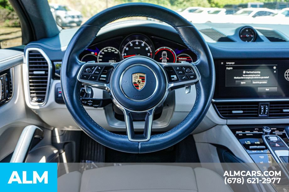 Used 2023 Porsche Cayenne AWD/4WD image 27