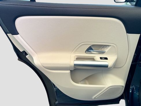 Used 2023 Mercedes-Benz GLA 250 image 25