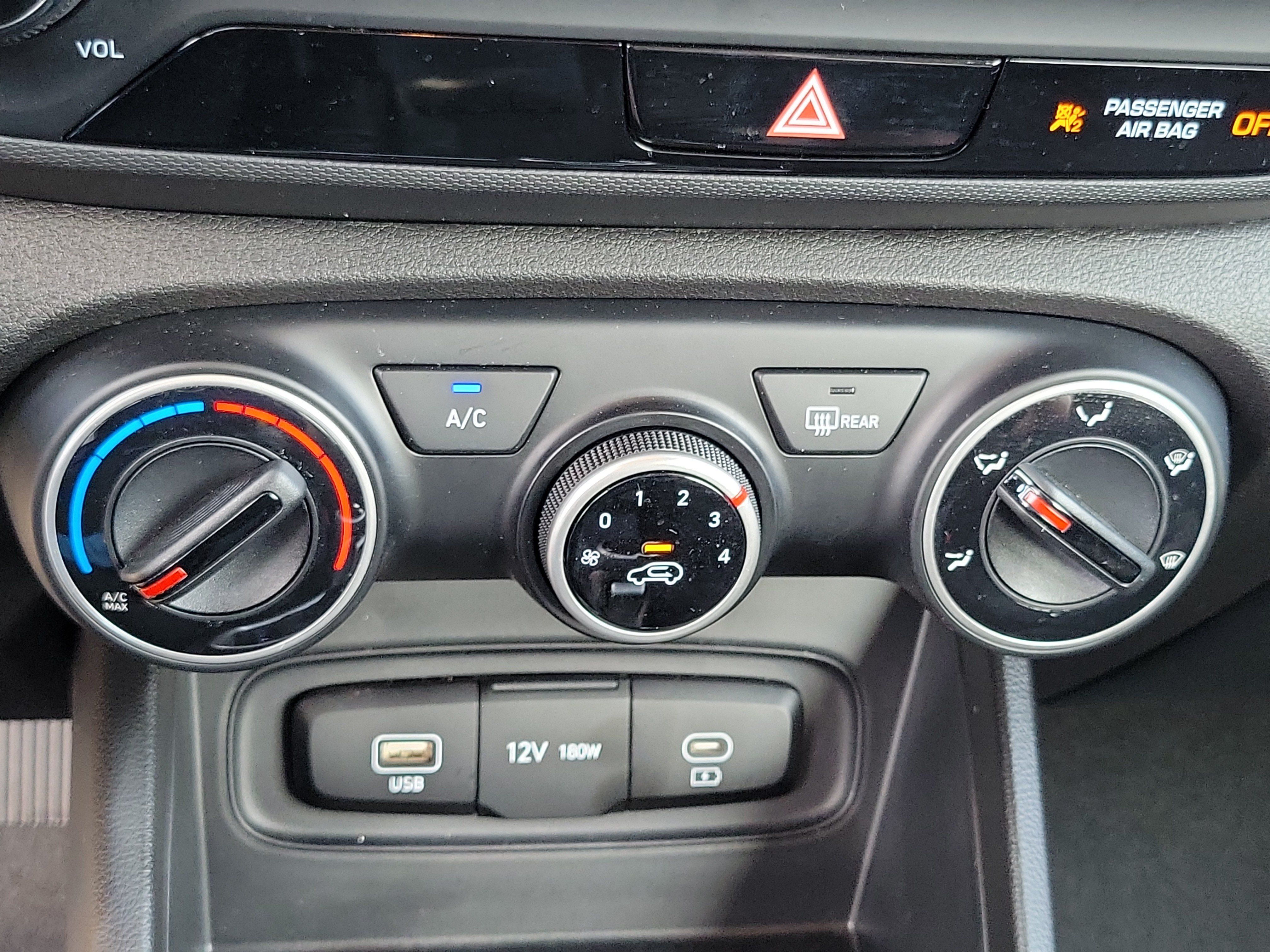 Certified 2026 Hyundai Venue SE FWD image 17