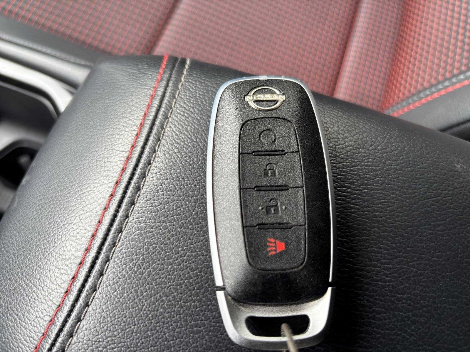 Used 2026 Nissan Kicks SR AWD/4WD image 18