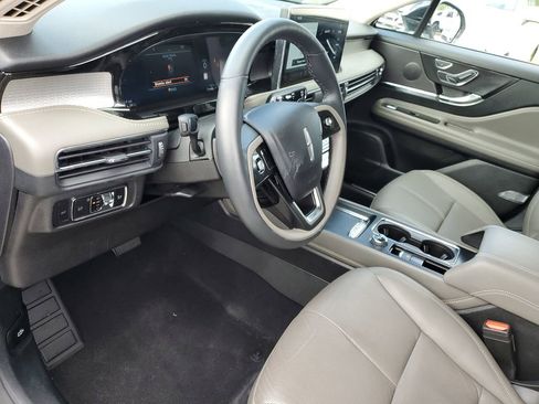 Certified 2023 Lincoln Corsair Reserve image 19