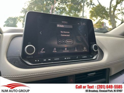 Used 2023 Nissan Rogue SV AWD/4WD image 28