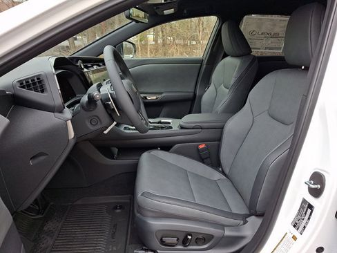 New 2026 Lexus RZ 450e AWD image 9