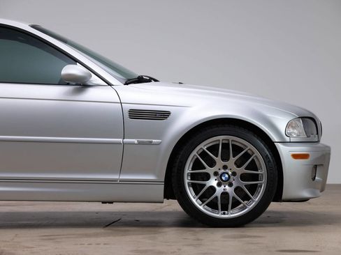 Used 2005 BMW M3 Coupe image 12