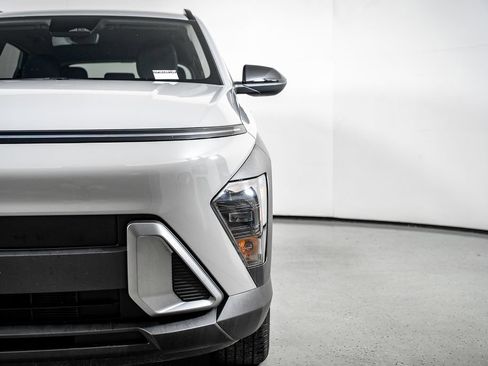 Used 2026 Hyundai Kona SEL Sport FWD image 21