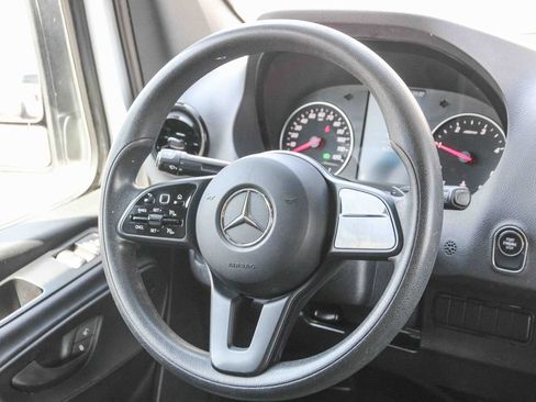 Used 2024 Mercedes-Benz Sprinter 2500 image 15