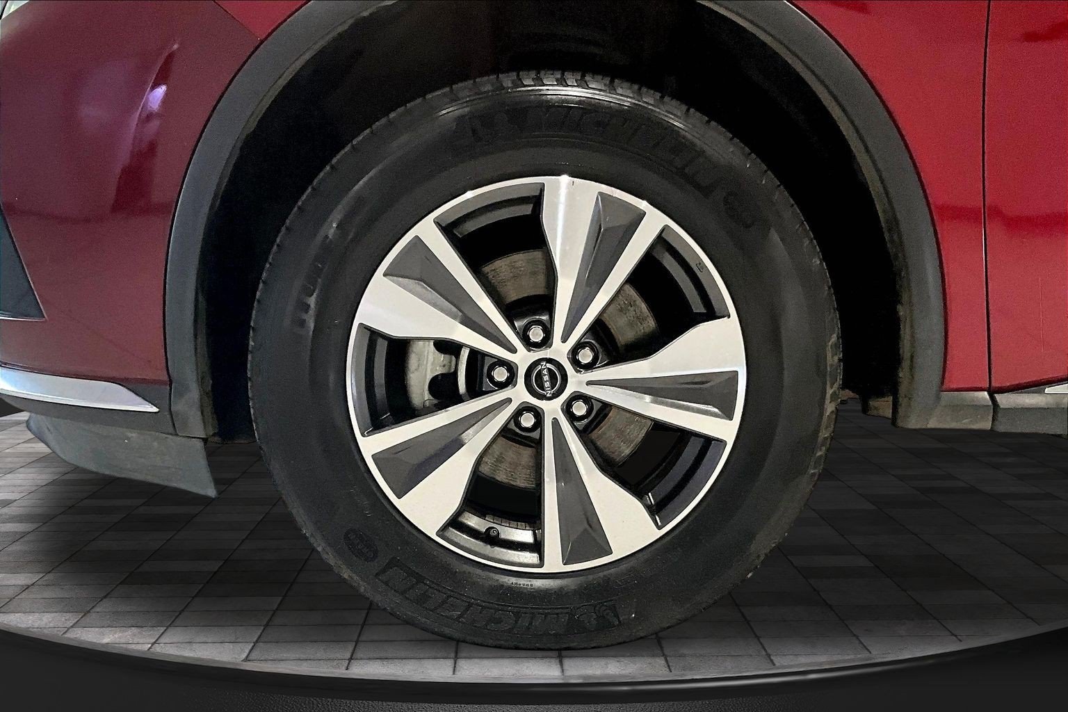 Used 2023 Nissan Murano SV FWD image 34