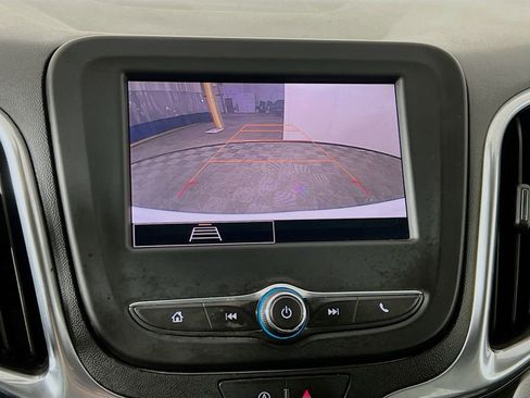 Used 2022 Chevrolet Equinox LS w/ LS Convenience Package image 13