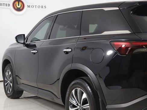 Used 2023 INFINITI QX60 Pure image 40
