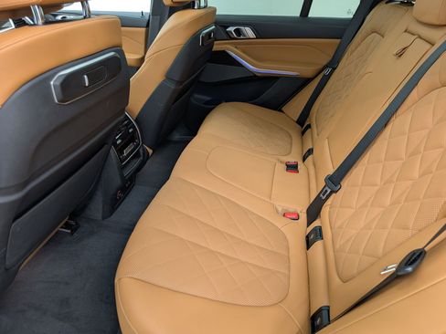 Certified 2024 BMW X5 xDrive50e w/ Premium Package image 15