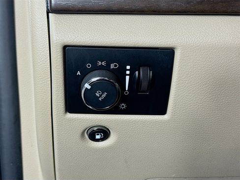 Used 2017 Jeep Grand Cherokee Laredo w/ Quick Order Package 23E image 11