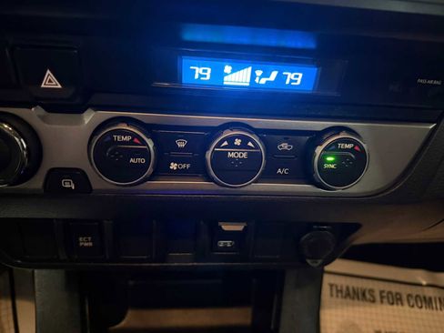 Certified 2022 Toyota Tacoma SR image 32