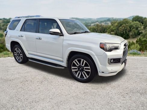 Used 2016 Toyota 4Runner Limited RWD image 1