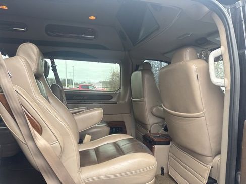 Used 2016 Ford Transit 150 148 Low Roof w/ Exterior Upgrade Package image 6