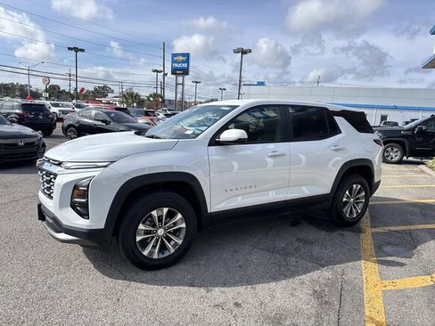 Certified 2025 Chevrolet Equinox LT image 4