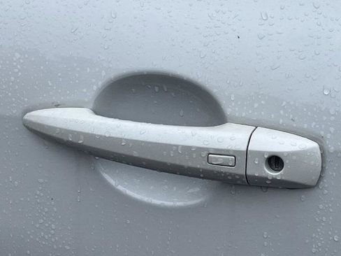 Certified 2024 Nissan Altima 2.0 SR image 30