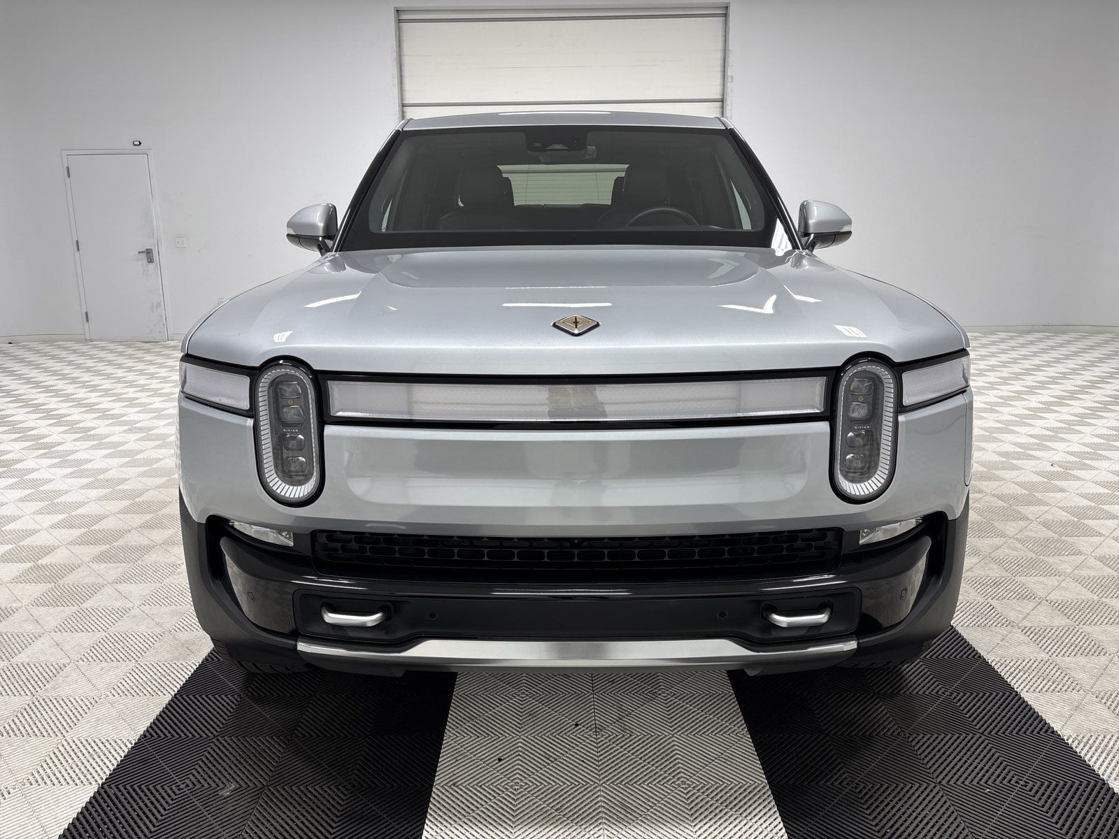 Used 2022 Rivian R1T Launch Edition AWD/4WD image 8