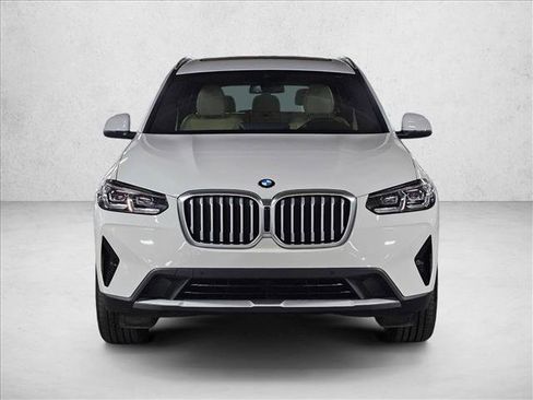 Certified 2022 BMW X3 xDrive30i w/ Premium Package 2 (ZPA) image 2