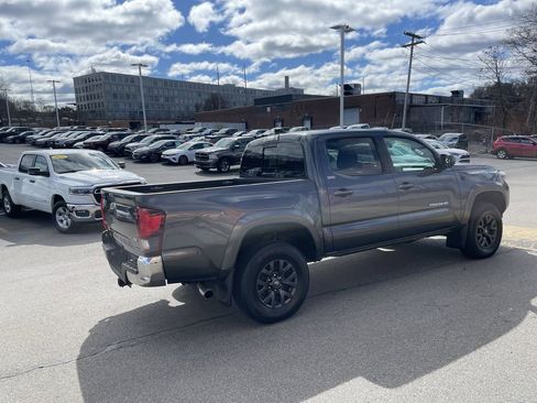 Used 2022 Toyota Tacoma SR5 image 8