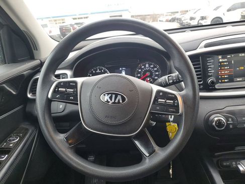 Used 2019 Kia Sorento L image 29