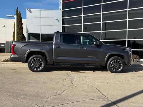 Used 2023 Toyota Tundra Limited image 2