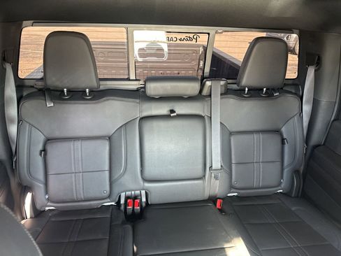 Used 2024 Chevrolet Silverado 2500 High Country AWD/4WD image 9