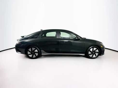 Used 2024 Hyundai Ioniq 6 SE RWD image 10