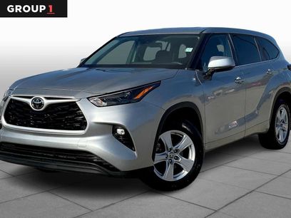 Certified 2024 Toyota Highlander LE