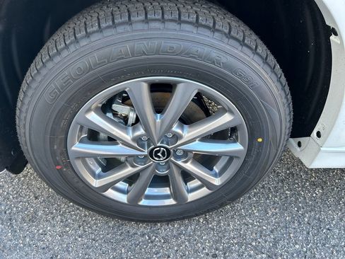 New 2025 MAZDA CX-5 AWD 2.5 S w/ Preferred Package image 12