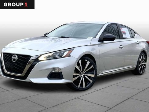 Used 2019 Nissan Altima 2.5 SR image 1
