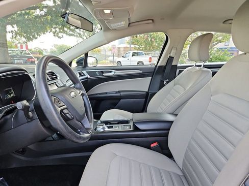 Used 2018 Ford Fusion S image 12