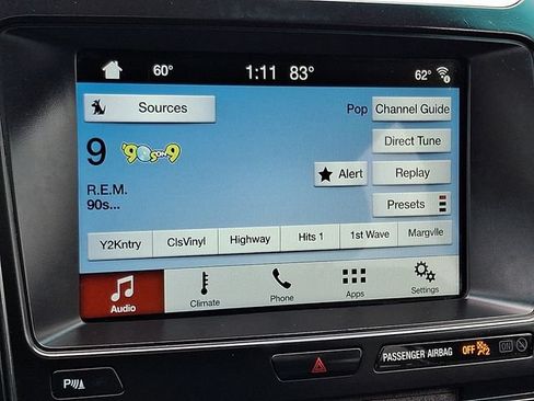 Used 2017 Ford Explorer XLT w/ Equipment Group 202A AWD/4WD image 17
