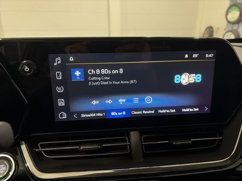 New 2026 Chevrolet Trax RS w/ Sunroof Package image 18