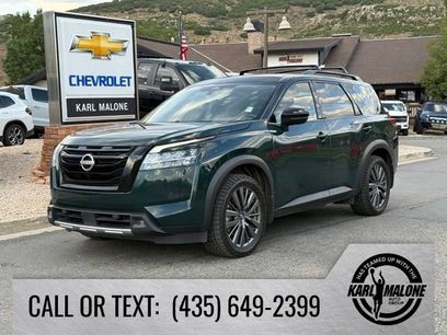 Used 2022 Nissan Pathfinder SL w/ SL Premium Package