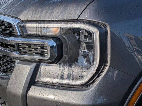 Used 2025 Ford Ranger XLT AWD/4WD image 13
