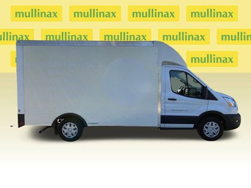 Used 2022 Ford Transit 350 w/ Exterior Upgrade Package image 2