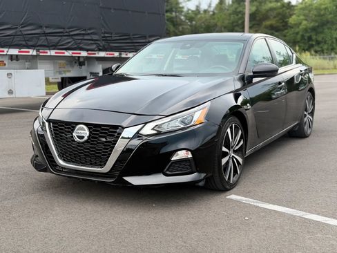 Used 2021 Nissan Altima 2.0 SR FWD image 1