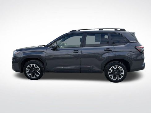 Certified 2025 Subaru Forester Premium AWD/4WD image 9