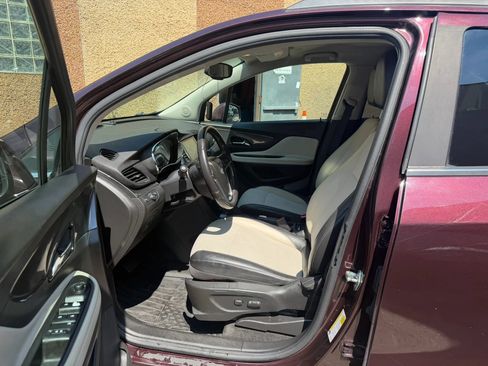 Used 2018 Buick Encore Sport Touring AWD/4WD image 22