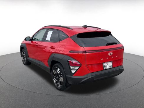 Used 2025 Hyundai Kona SEL image 11