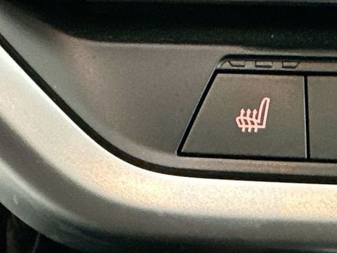 Used 2024 BMW X3 xDrive30i w/ Premium Essential Package image 18