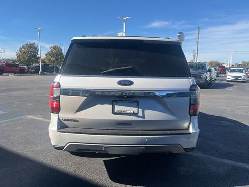 Used 2019 Ford Expedition Limited w/ Equipment Group 302A image 9