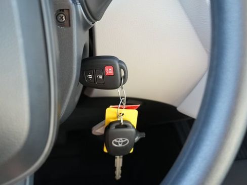 Used 2026 Toyota Corolla Cross L FWD image 26