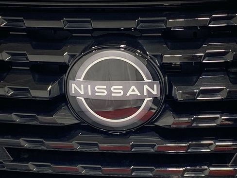 Used 2024 Nissan Kicks S image 28