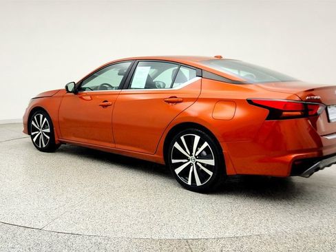 Used 2022 Nissan Altima 2.5 SR FWD image 7