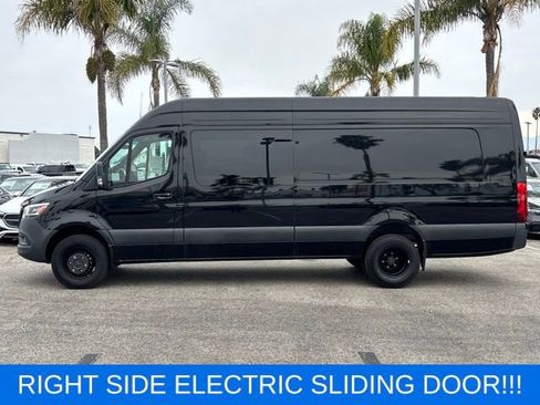 Used 2024 Mercedes-Benz Sprinter 3500 image 8