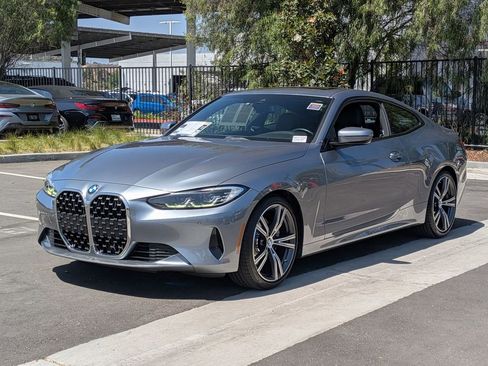 Used 2021 BMW 430i Coupe w/ Convenience Package RWD image 2