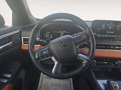 Used 2022 Mitsubishi Outlander SEL FWD image 13