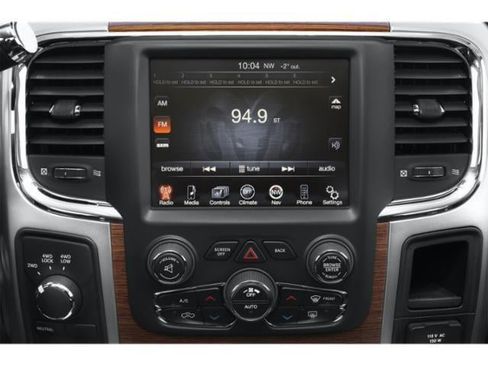 Used 2015 RAM 2500 Laramie w/ Convenience Group AWD/4WD image 10